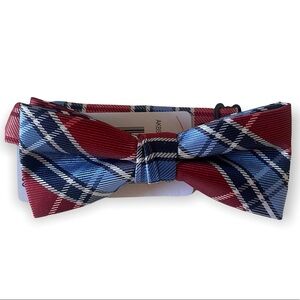 NWT Izod Boys Bow Tie Red Blue Plaid Adjustable Neck Wear Formal School Pre-tied